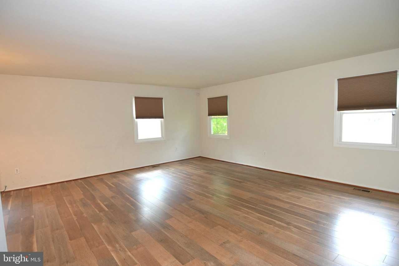 3717 Irongate Ln - Photo 3 of 15