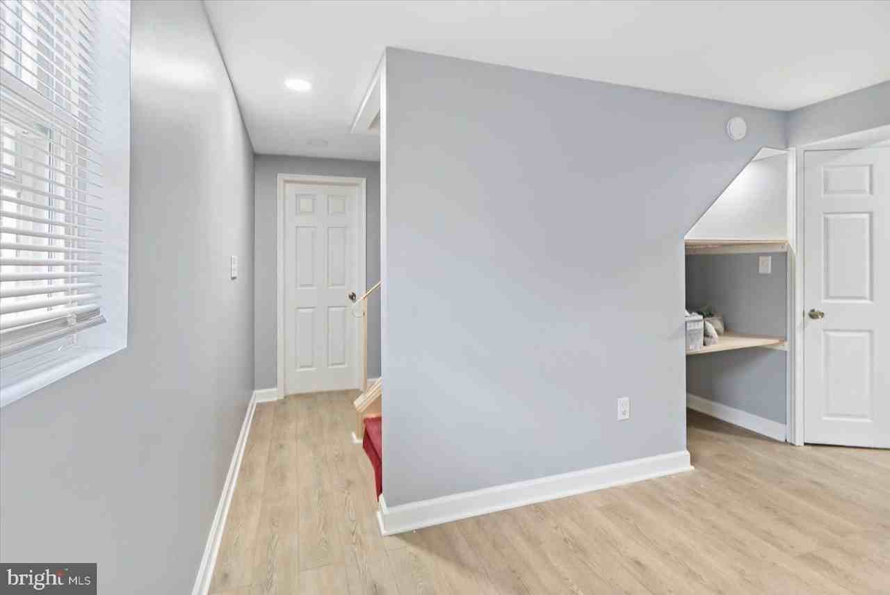 4705 Mangum Rd #B - Photo 7 of 16
