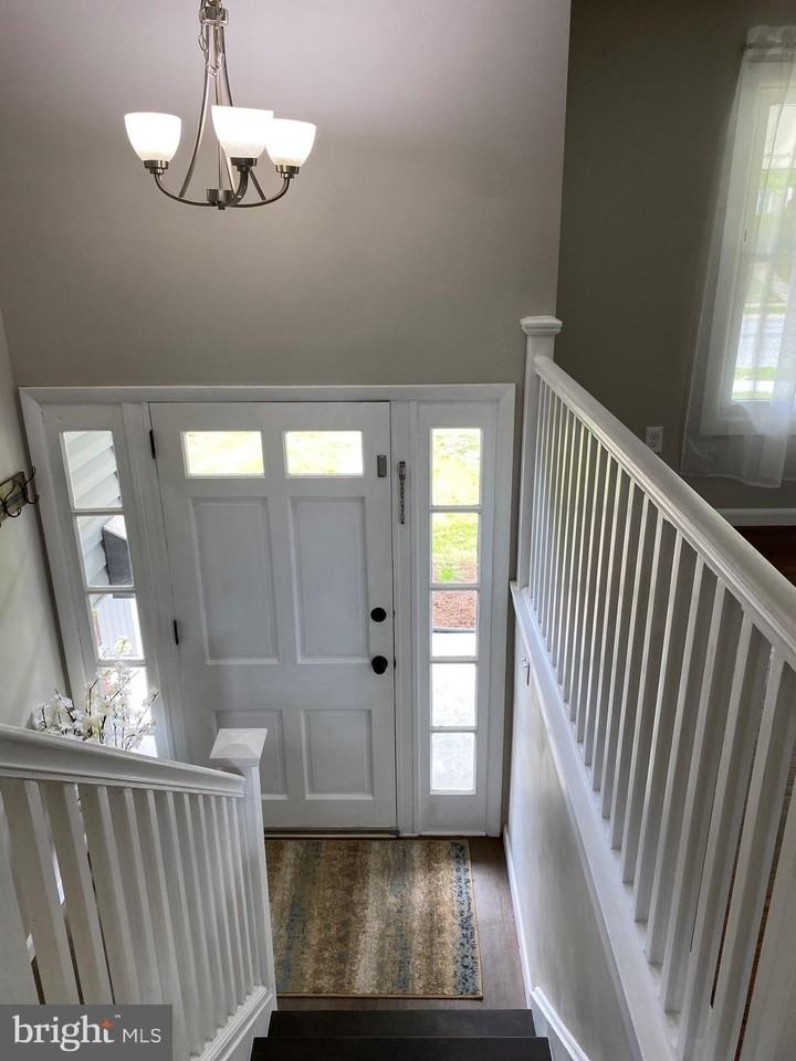 425 Weidman Ave - Photo 2 of 18