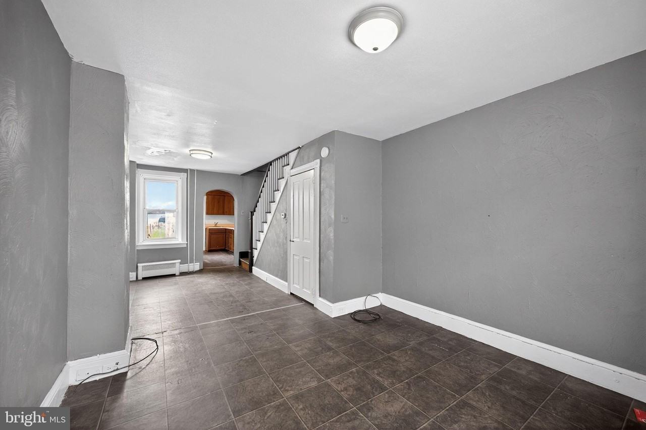 1234 Mulberry St - Photo 2 of 16