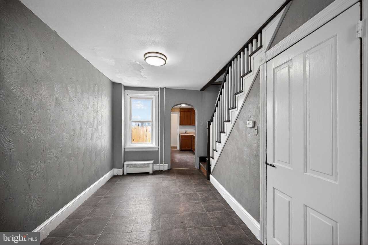 1234 Mulberry St - Photo 3 of 16