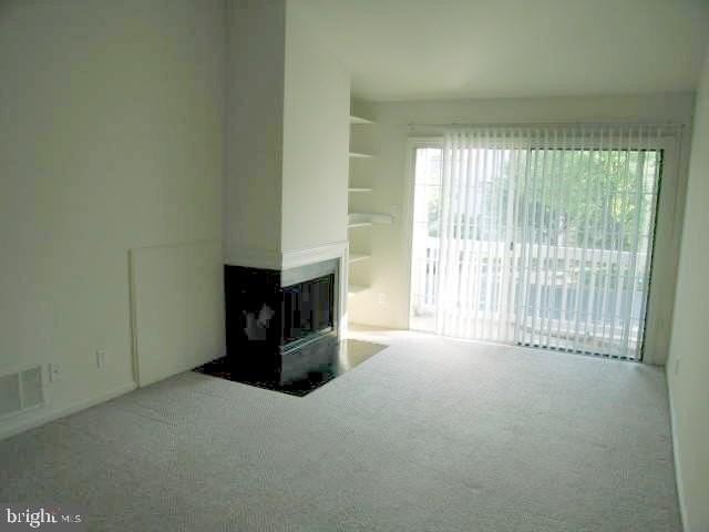 18010 Beacon Hill Dr - Photo 5 of 12