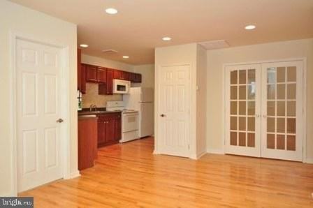 205 Bridge St - Photo 2 of 6