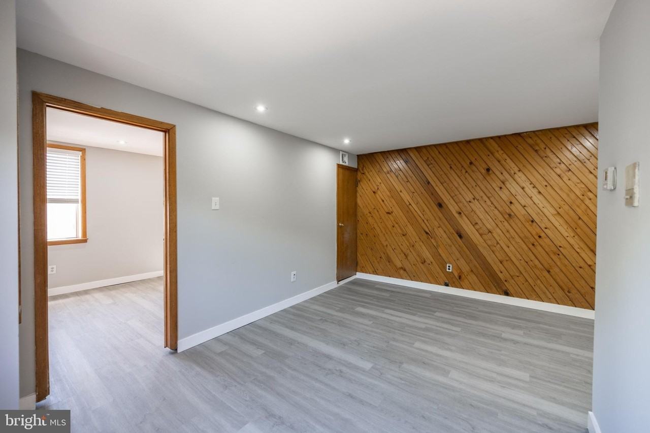 734 S 9th St #4F - Photo 4 of 11