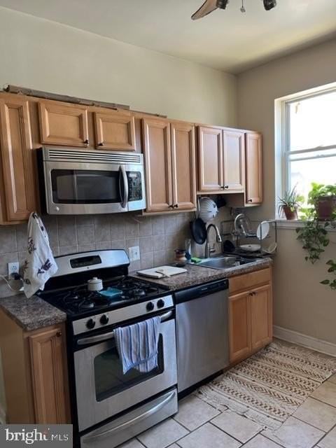 1121 S 13th St #2ndFL - Photo 6 of 27