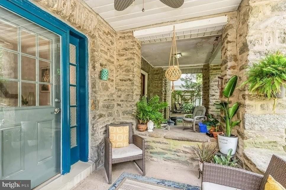 312 Glen Echo Rd - Photo 2 of 20