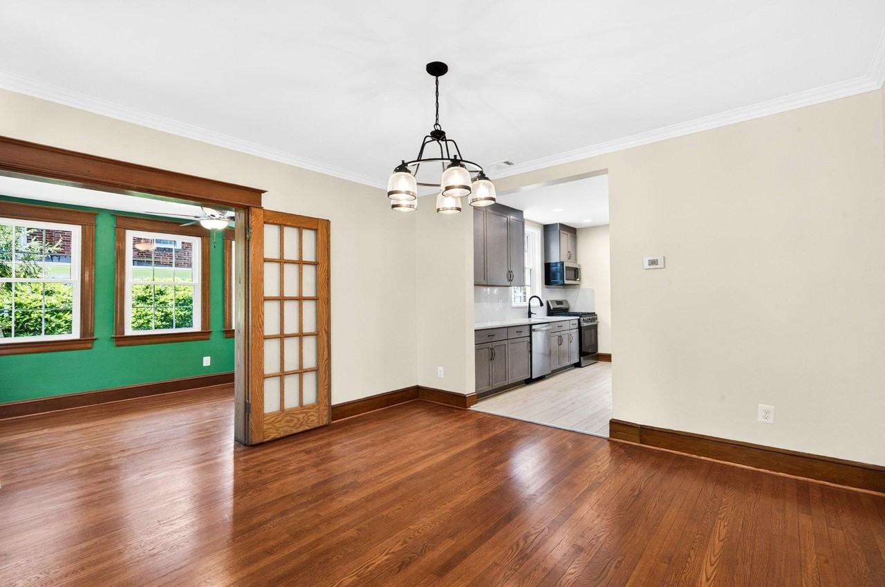 3105 17th St N - Photo 4 of 42