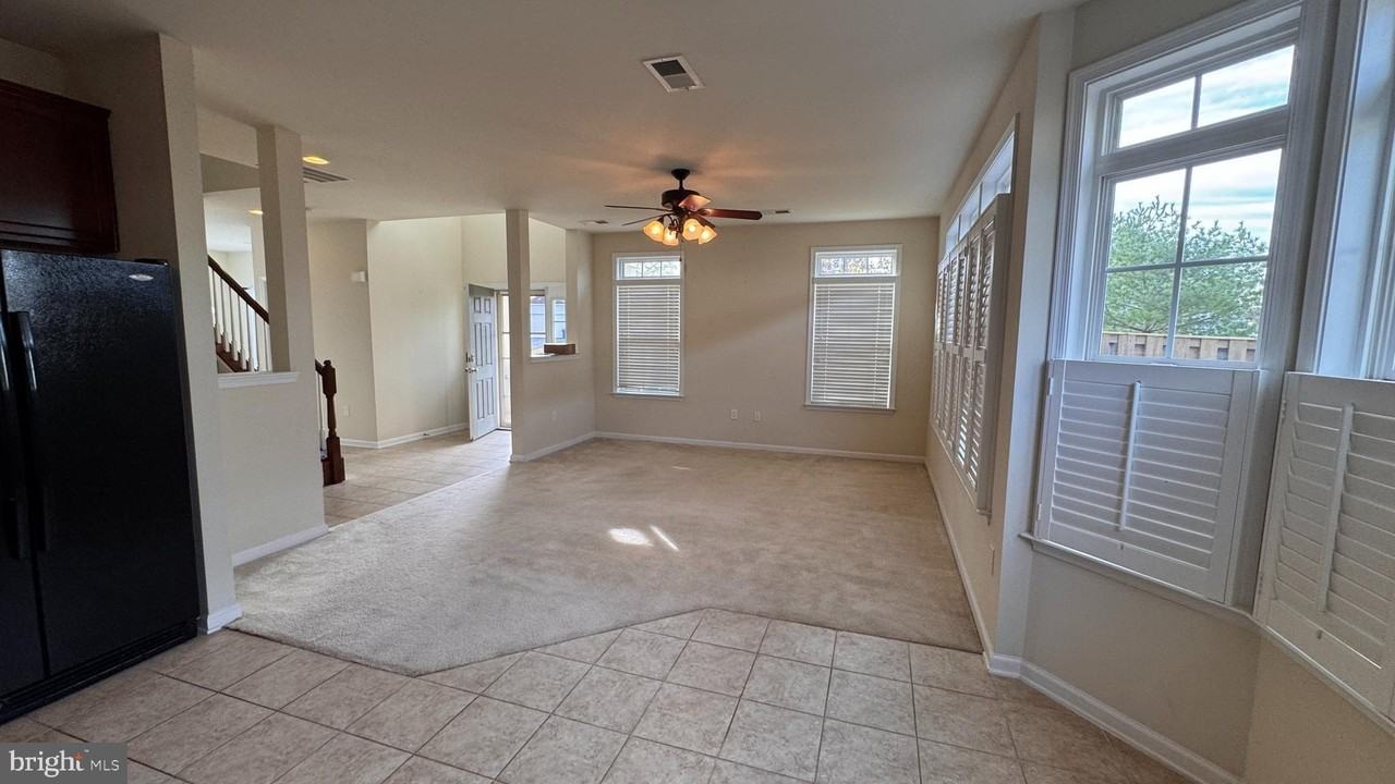 110 Gate Stone Ln - Photo 4 of 38