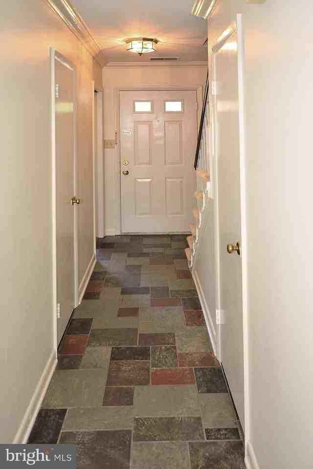 3850-A Steppes Ct - Photo 4 of 29