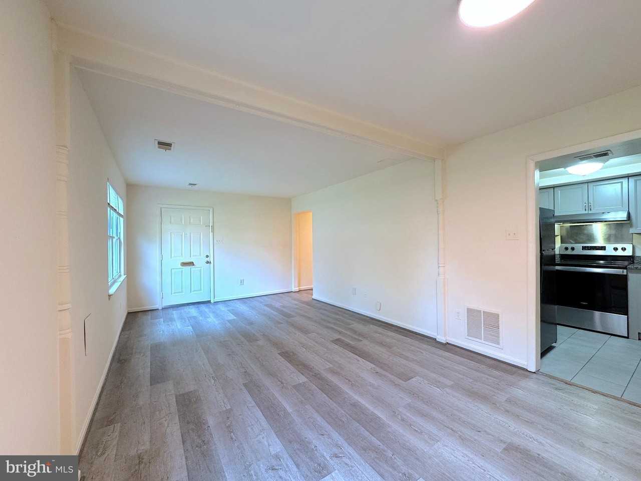 8848 Walutes Cir - Photo 5 of 16