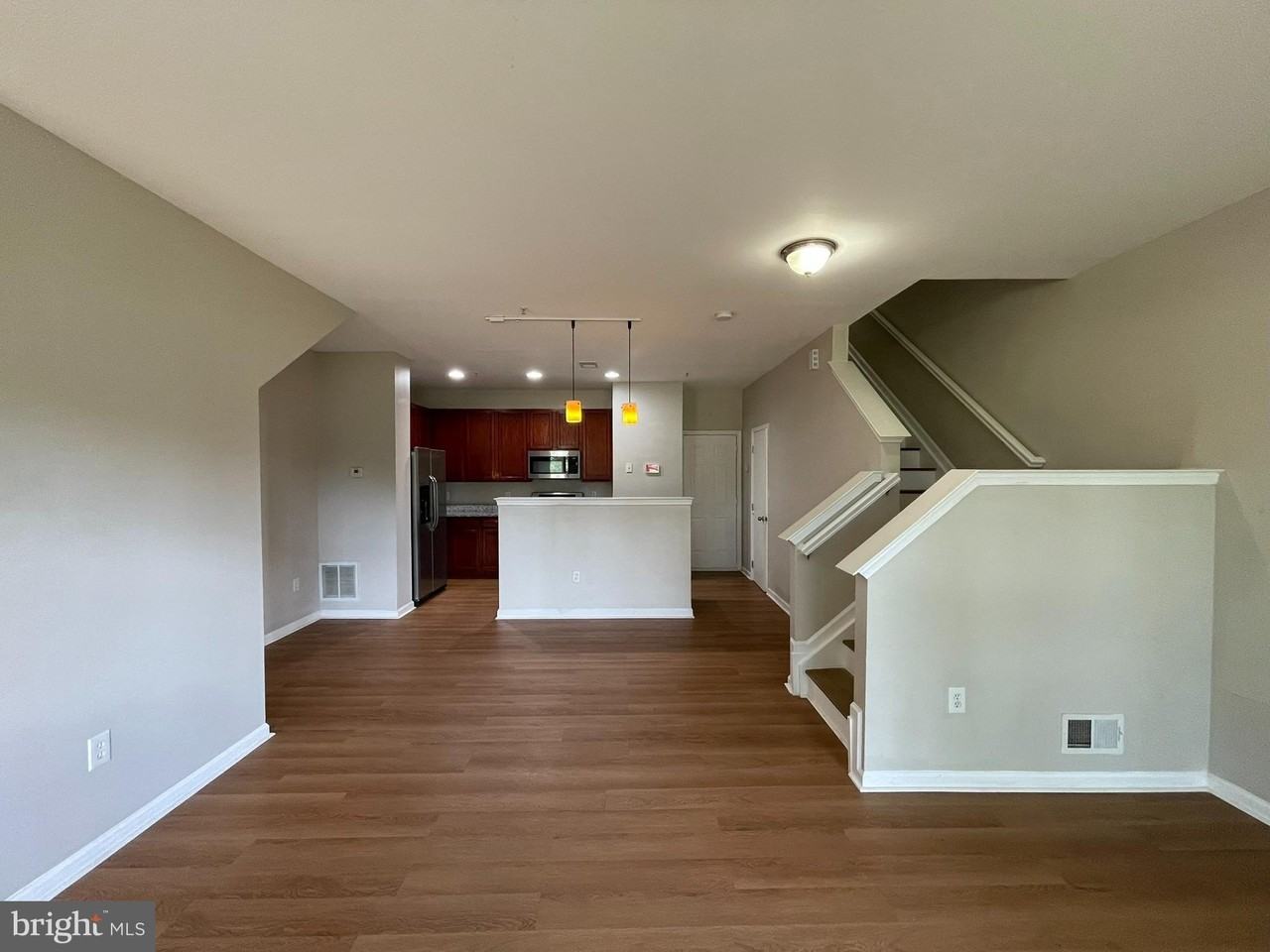 42301 Onyx Ter - Photo 5 of 25
