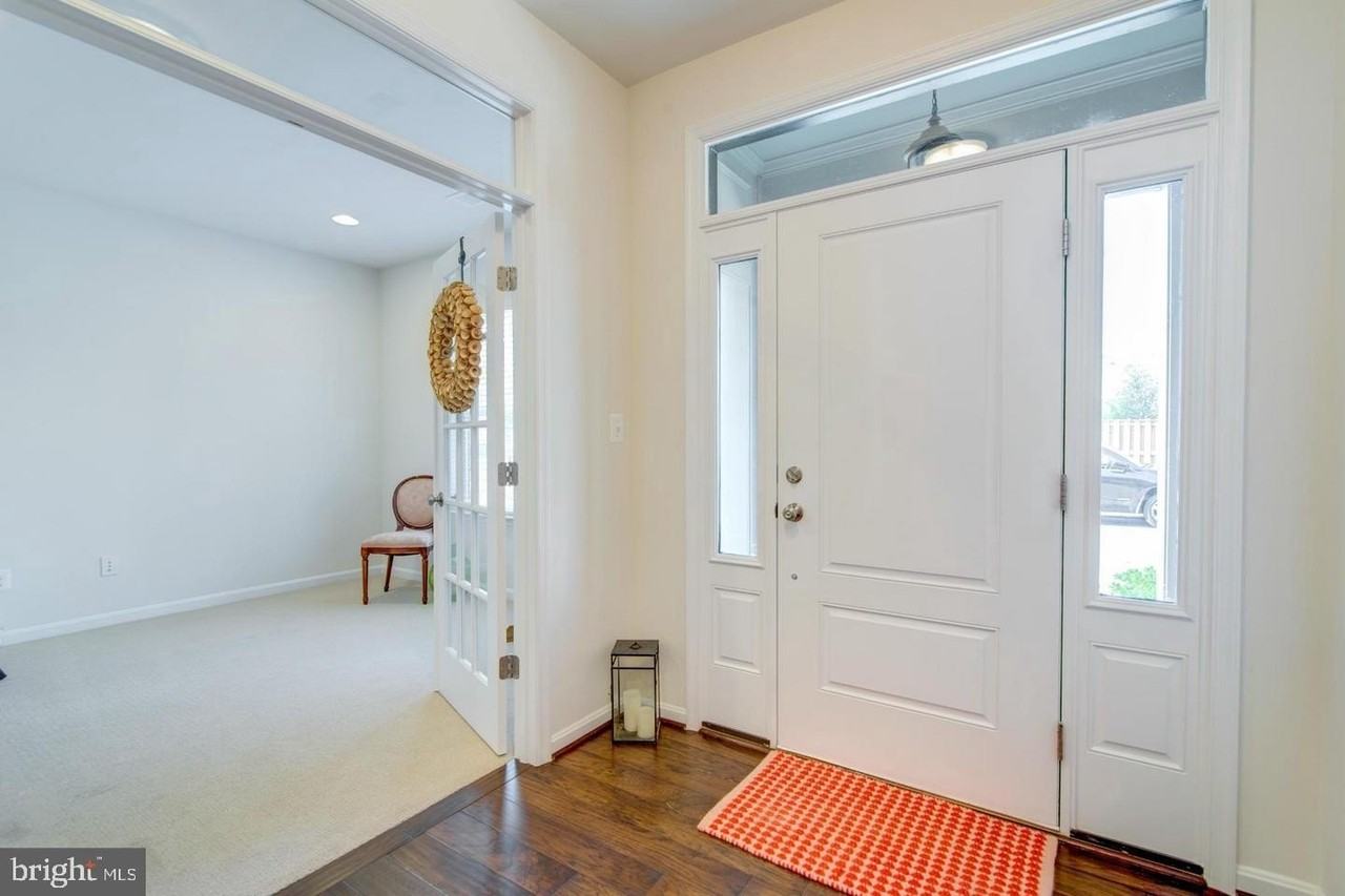 42261 Riggins Ridge Ter - Photo 2 of 29