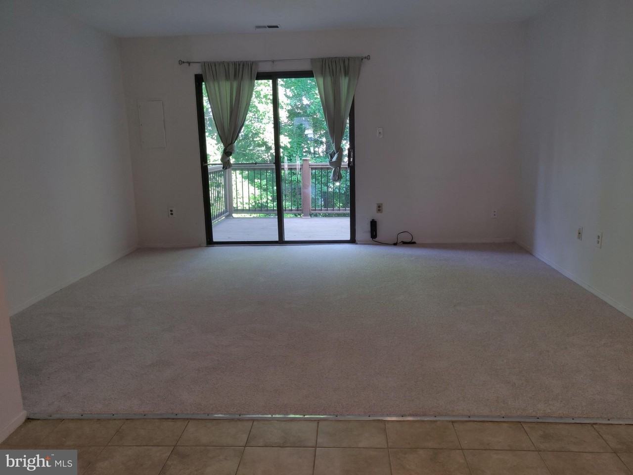 15245 Coachman Ter - Photo 6 of 11