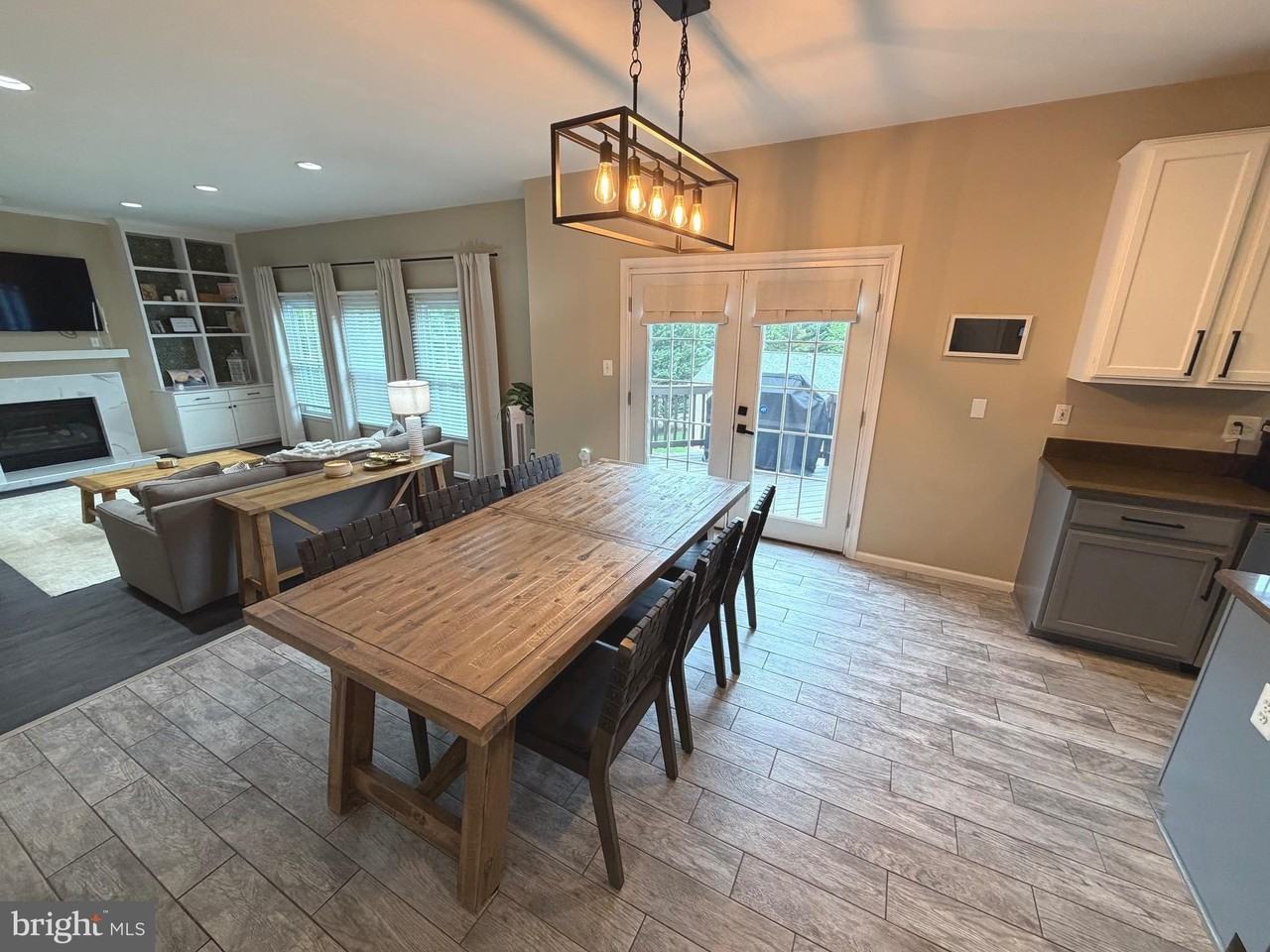 24 Neville Ct - Photo 4 of 26