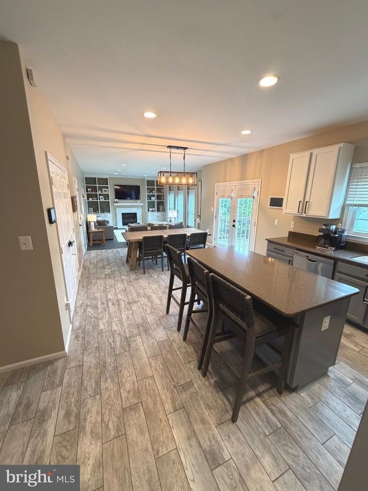 24 Neville Ct - Photo 5 of 26