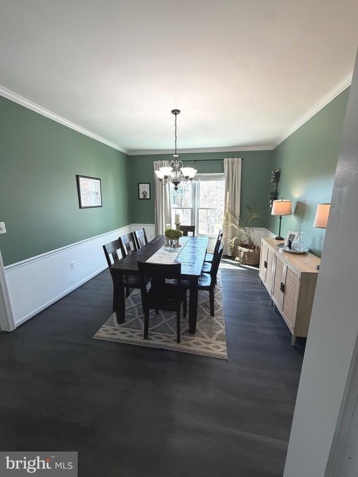 24 Neville Ct - Photo 6 of 26