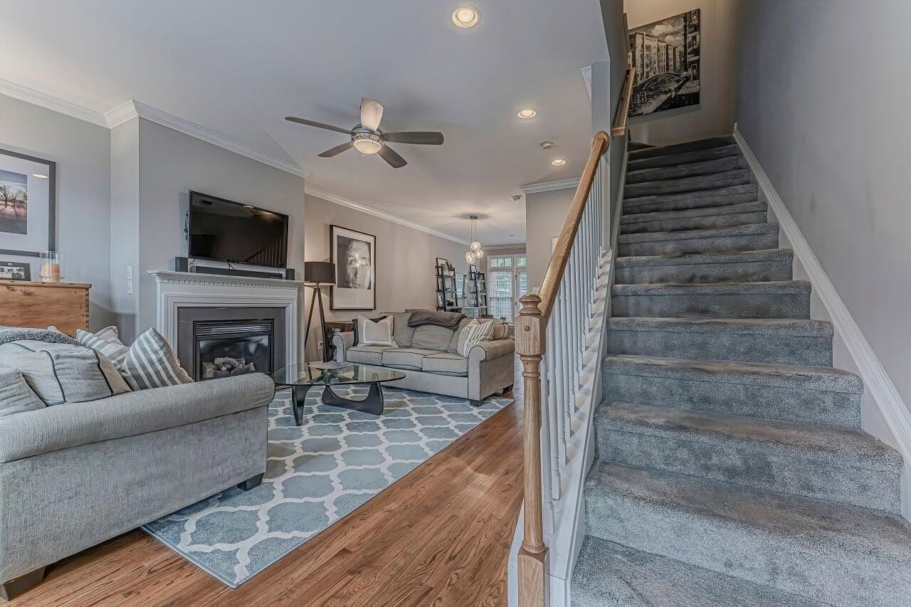 106 Hatfield Ln - Photo 5 of 29