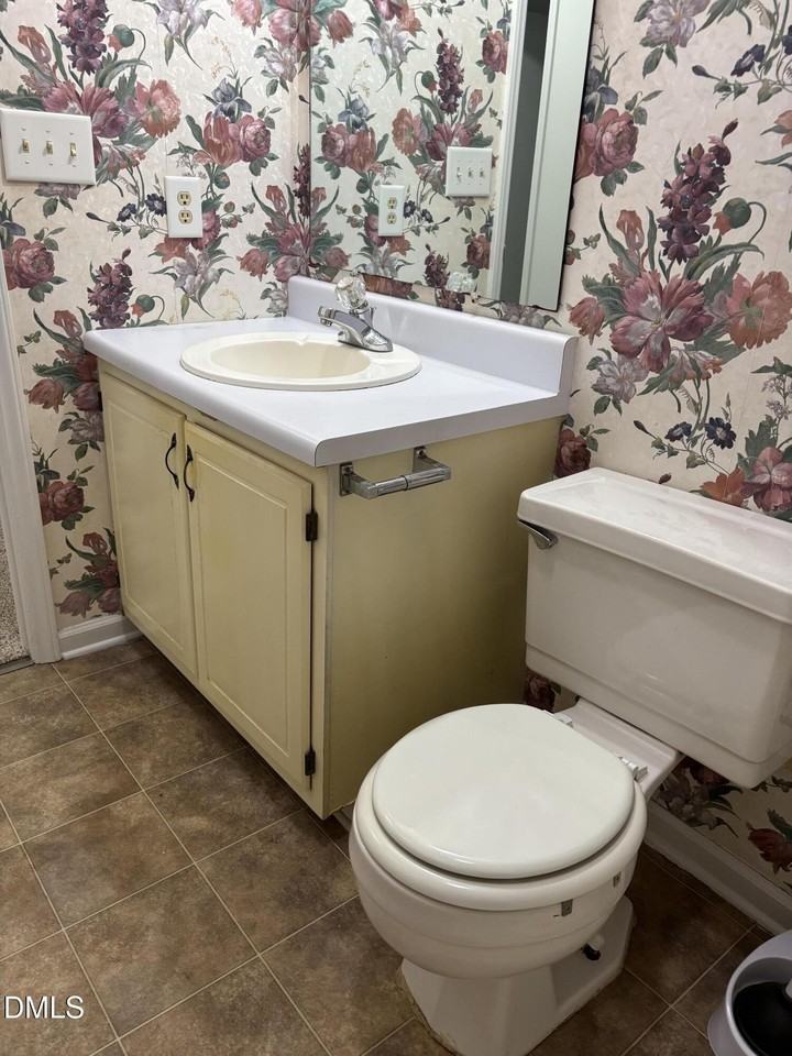 406 W Harnett St - Photo 6 of 13