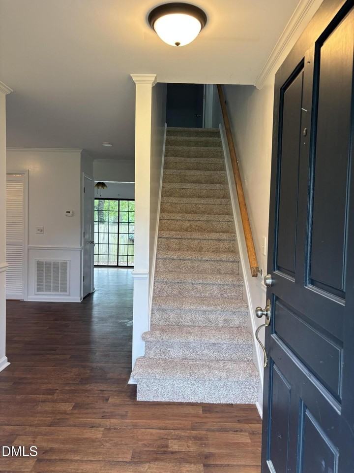406 W Harnett St - Photo 7 of 13