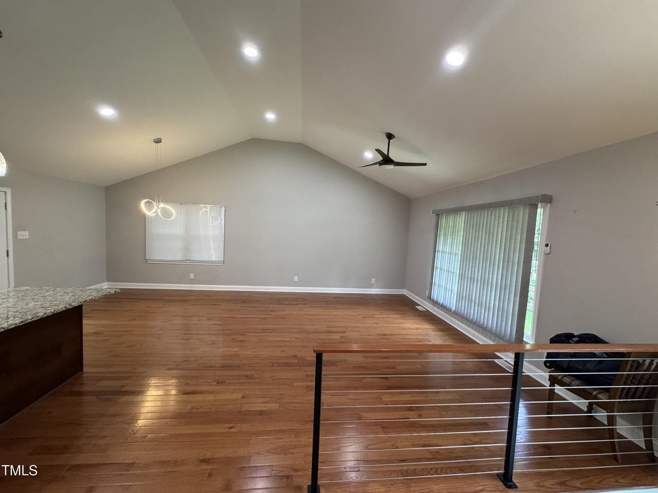 1513 Shelley Rd - Photo 3 of 24