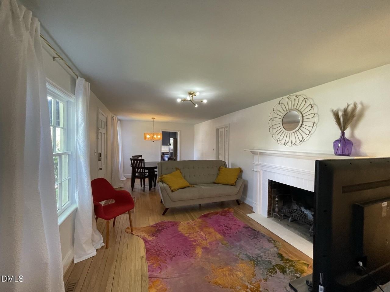 1009 Canterbury Rd - Photo 2 of 33