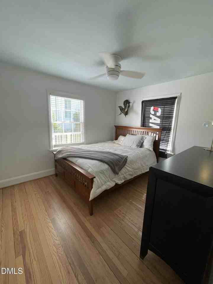 1009 Canterbury Rd - Photo 6 of 33