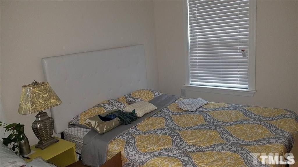 407 Boscawen Ln - Photo 6 of 20
