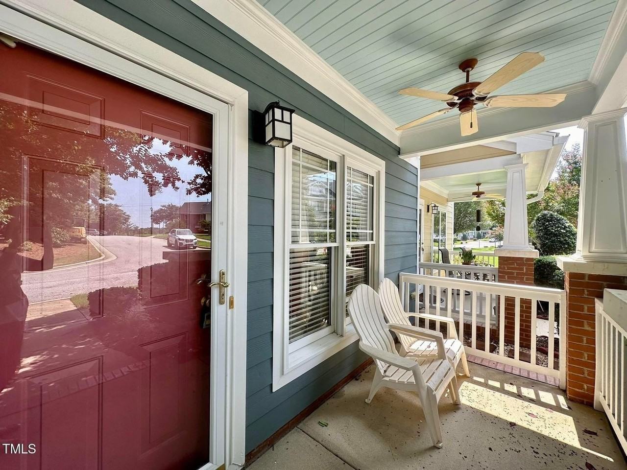1133 Bungalow Park Dr - Photo 4 of 27