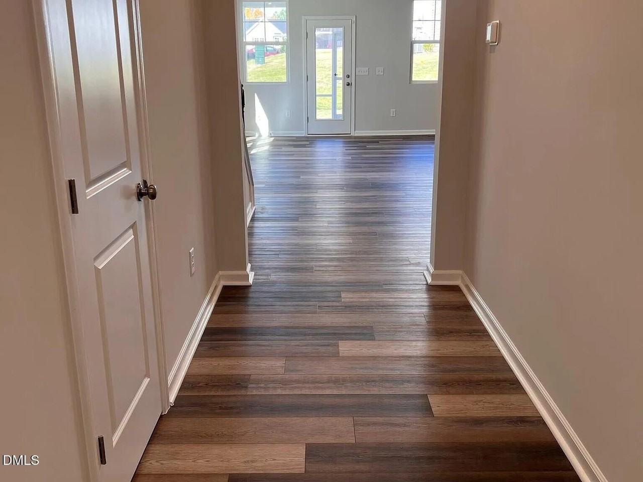1019 Gemma Dr - Photo 2 of 33