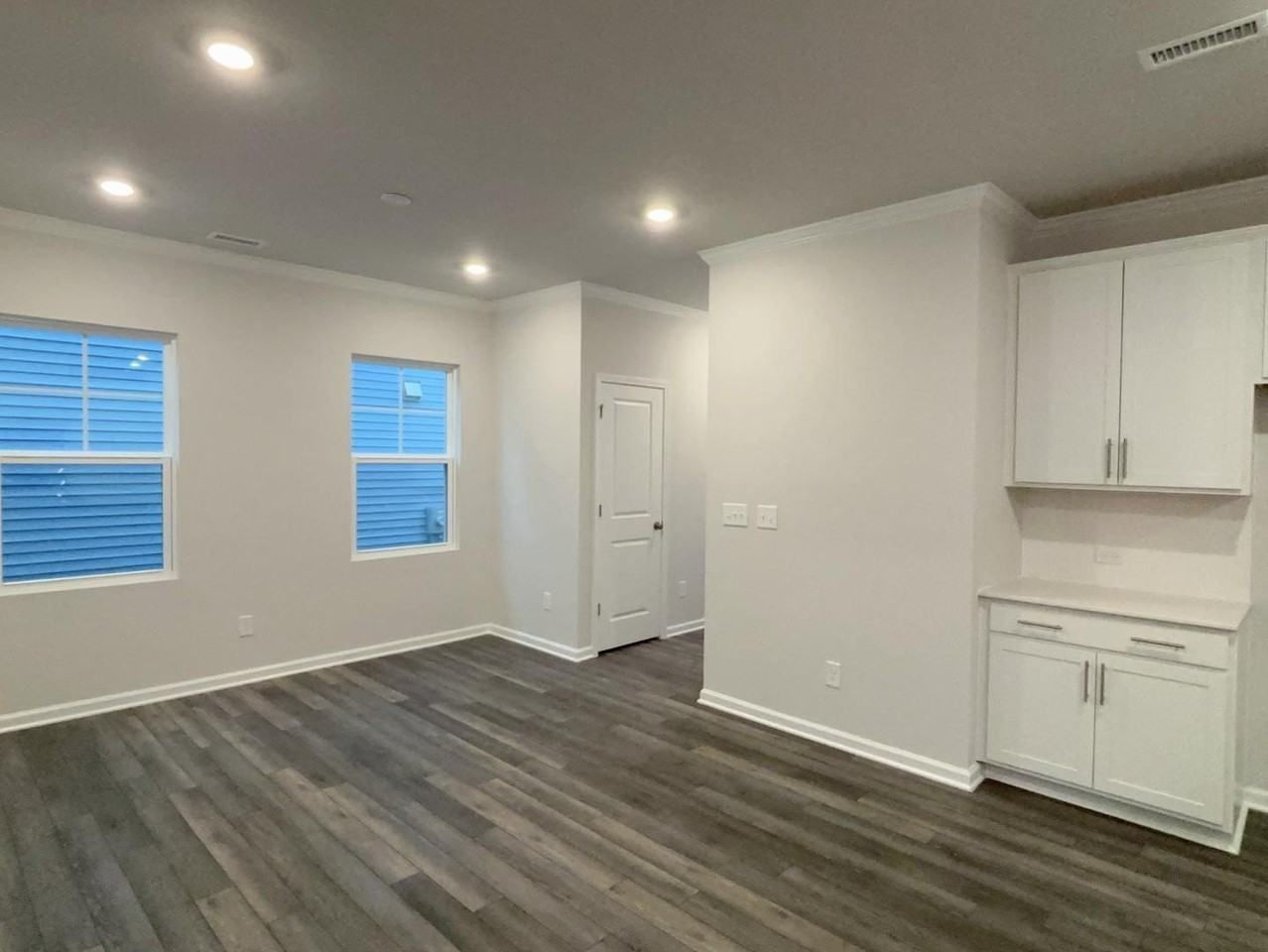 1013 Red Wing Dr - Photo 5 of 19
