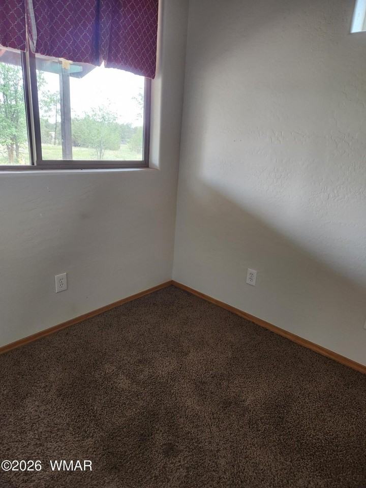 1623 Meadow St - Photo 5 of 10