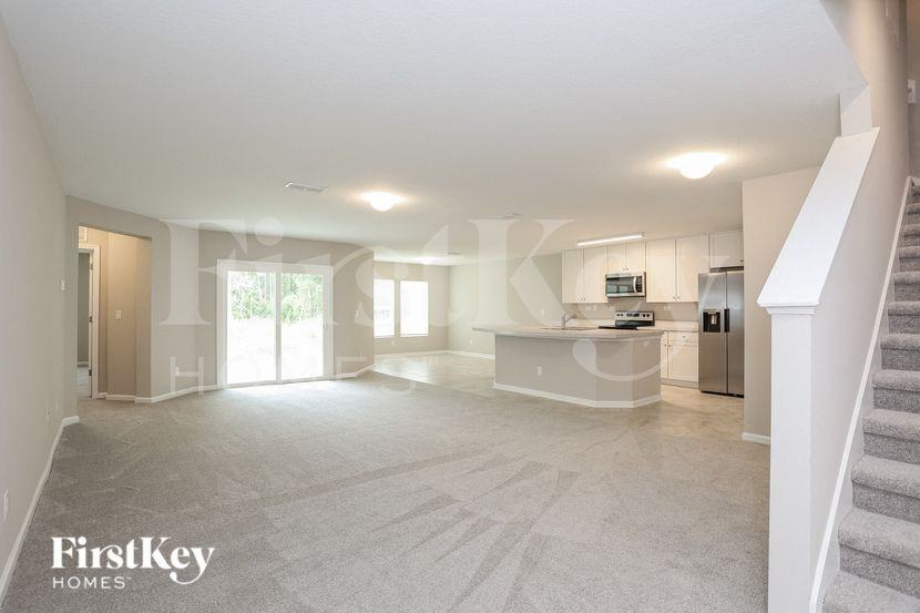 11634 Dunns Crossing Dr - Photo 3 of 15