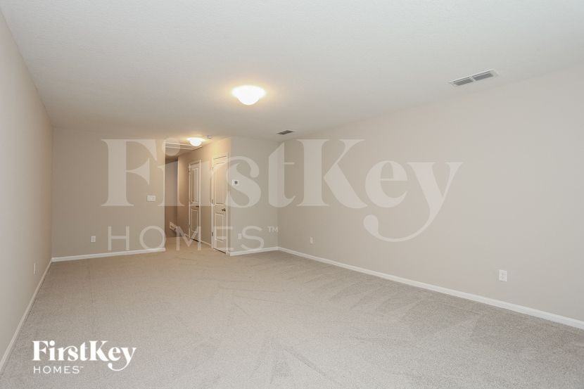 11634 Dunns Crossing Dr - Photo 4 of 15
