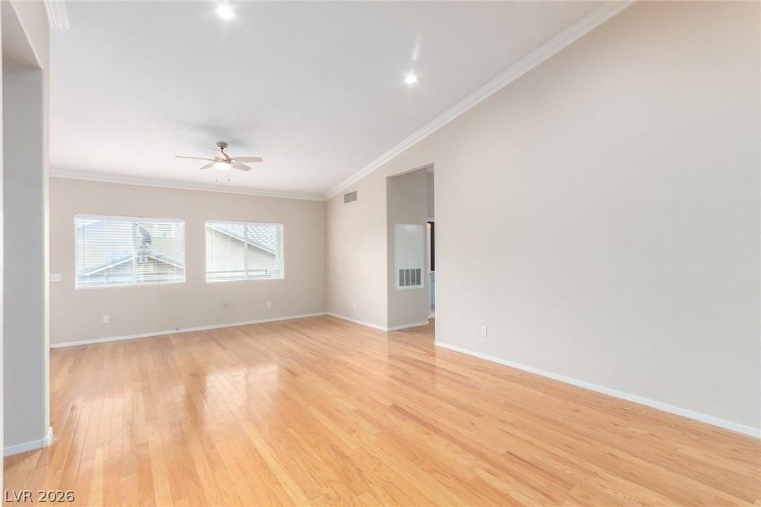 2000 Jade Creek St #202 - Photo 4 of 30