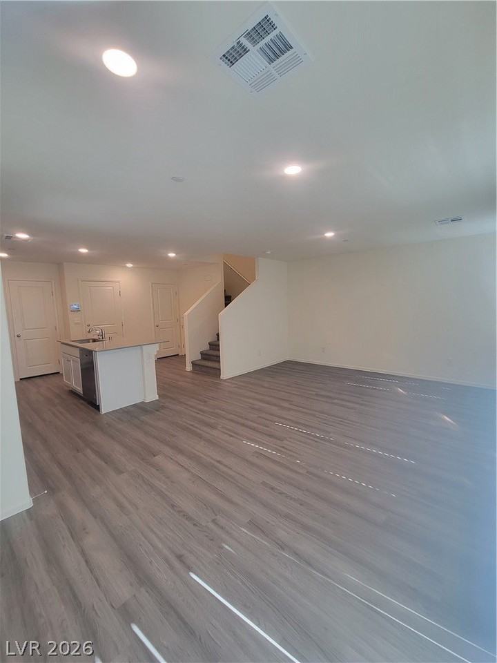 9931 Apricot Hills St - Photo 2 of 15