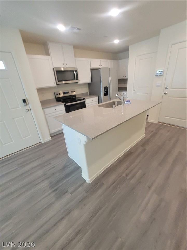9931 Apricot Hills St - Photo 6 of 15