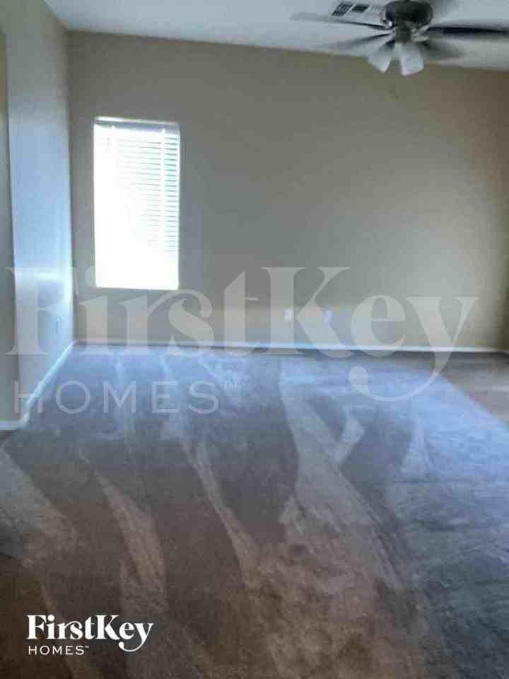 4614 W Fortune Dr - Photo 7 of 11