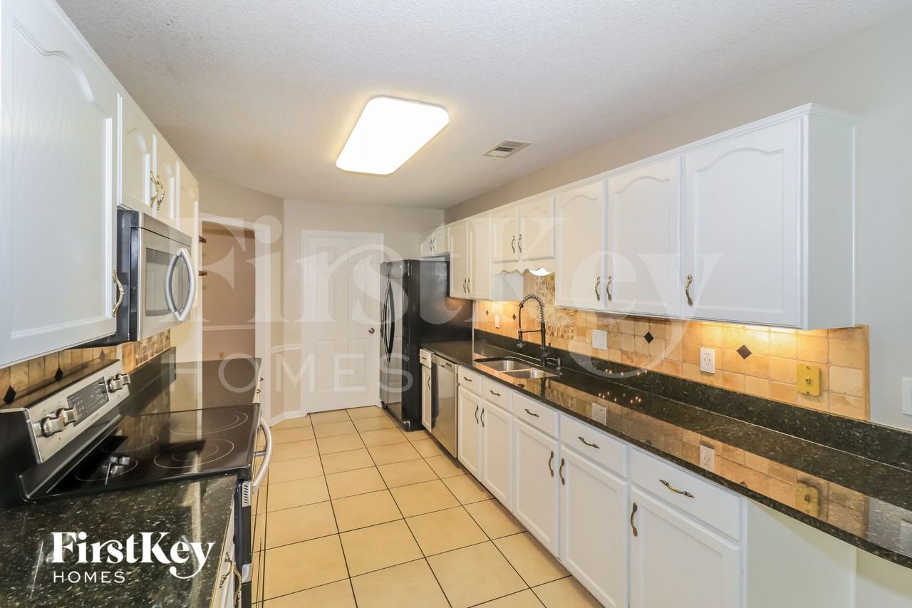 6417 Eagle Valley Cv - Photo 6 of 15