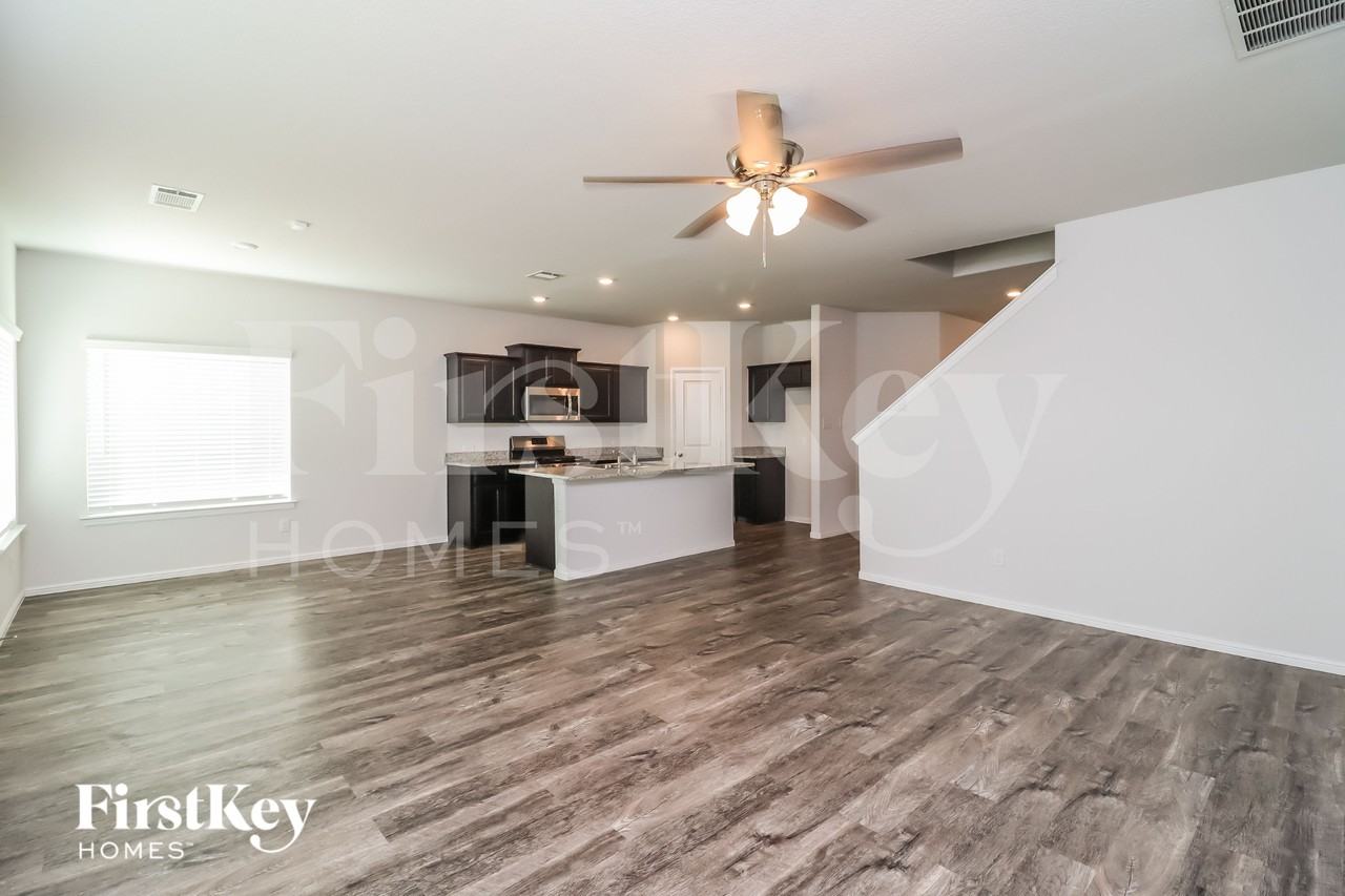4701 Feltleaf Ave - Photo 3 of 16