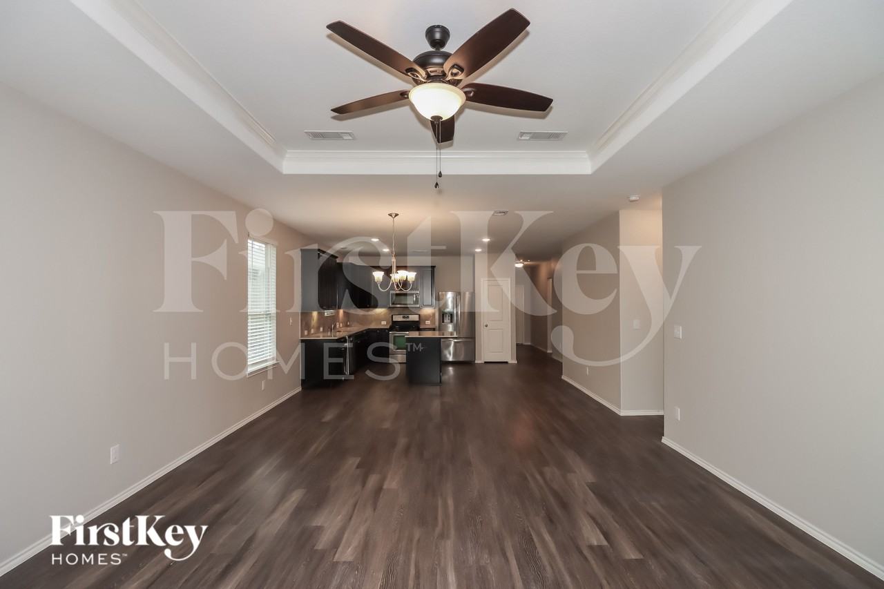 4290 Roaring Timber Dr - Photo 5 of 19