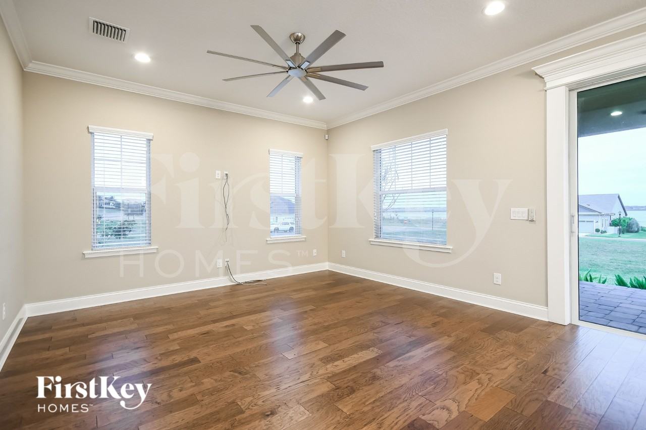 252 Pine Lilly Ct - Photo 3 of 17