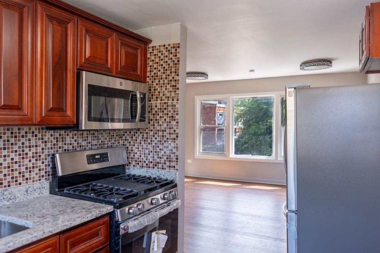 3707 S Michigan Ave - Photo 6 of 15
