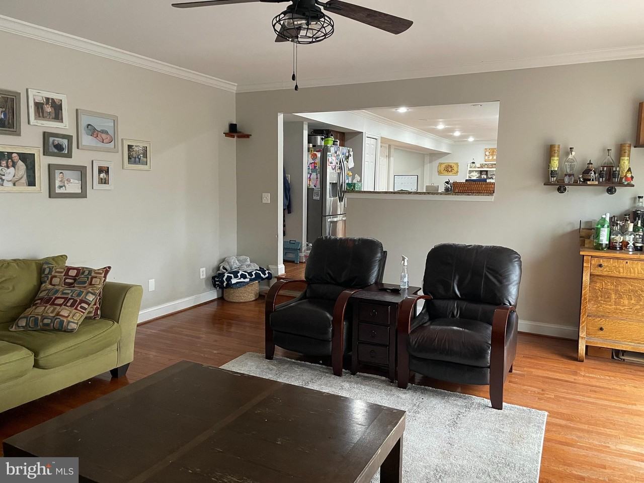 20671 Stillpond Ct - Photo 7 of 50