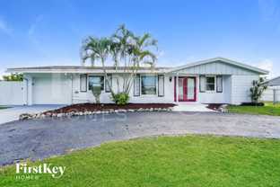 6719 Overlook Dr - Photo 1 of 1