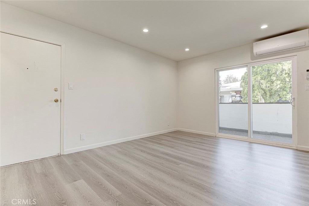 12817 Barbara Ann St - Photo 3 of 14