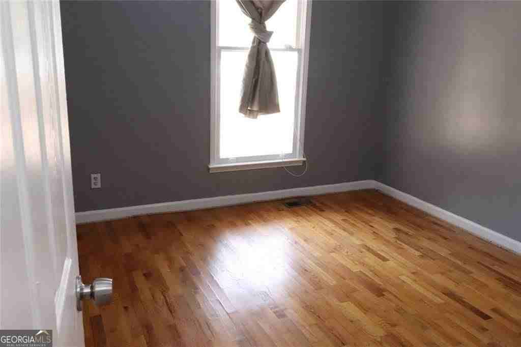 150 Bunny Ln - Photo 4 of 10