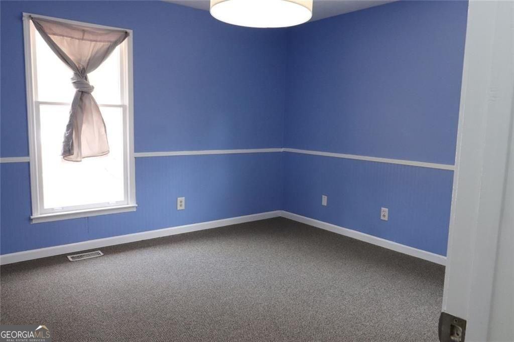 150 Bunny Ln - Photo 5 of 10
