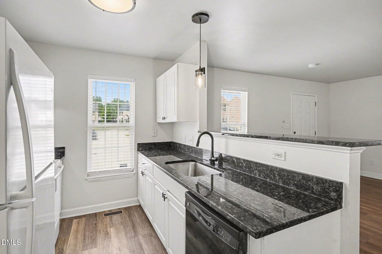 1237 Swingline Way - Photo 2 of 13