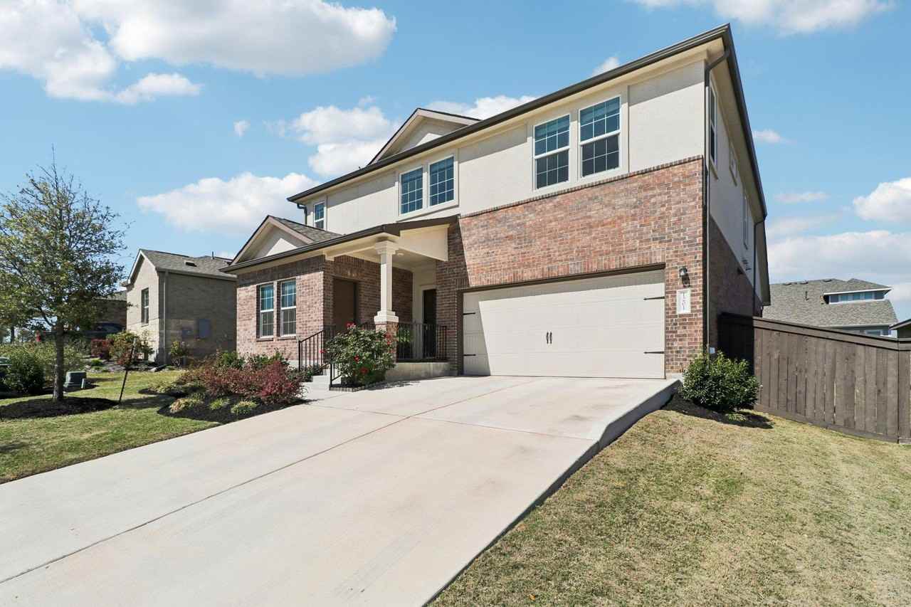 1201 Mallow Rd - Photo 3 of 40