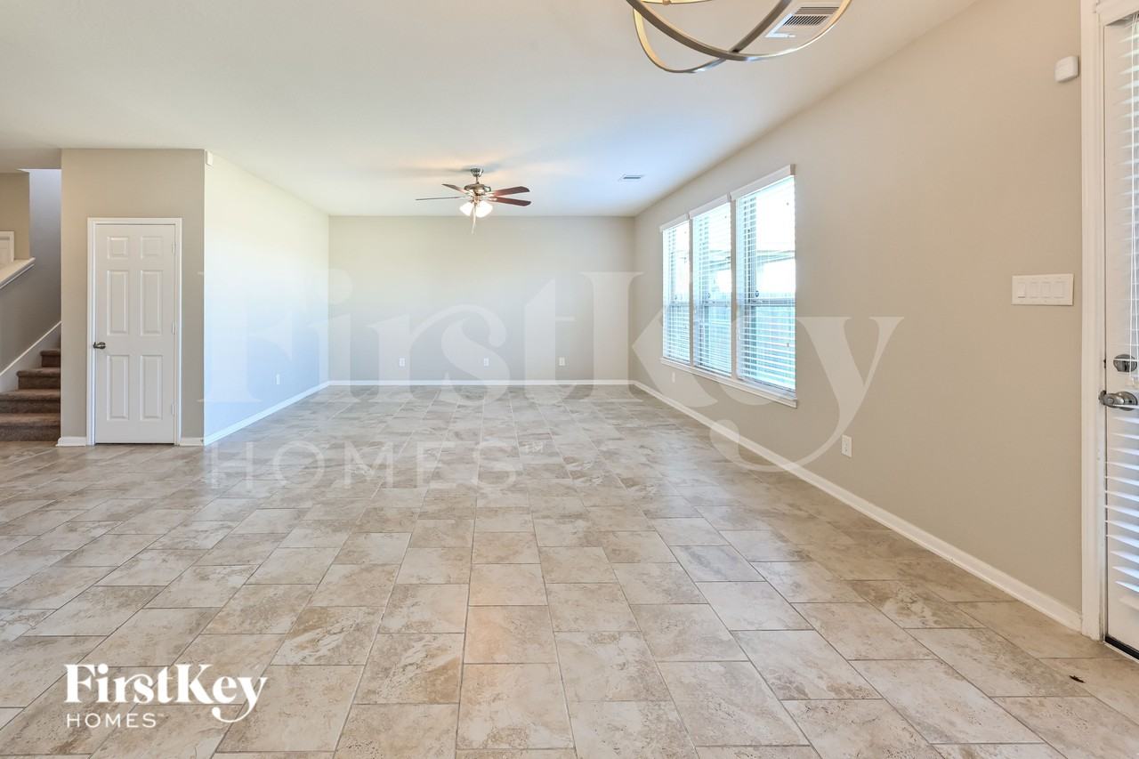 12731 Arcola Valley Ct - Photo 5 of 19